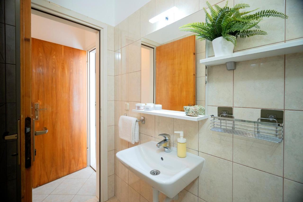 חוואר Novak Guesthouse - Zf Hvar מראה חיצוני תמונה